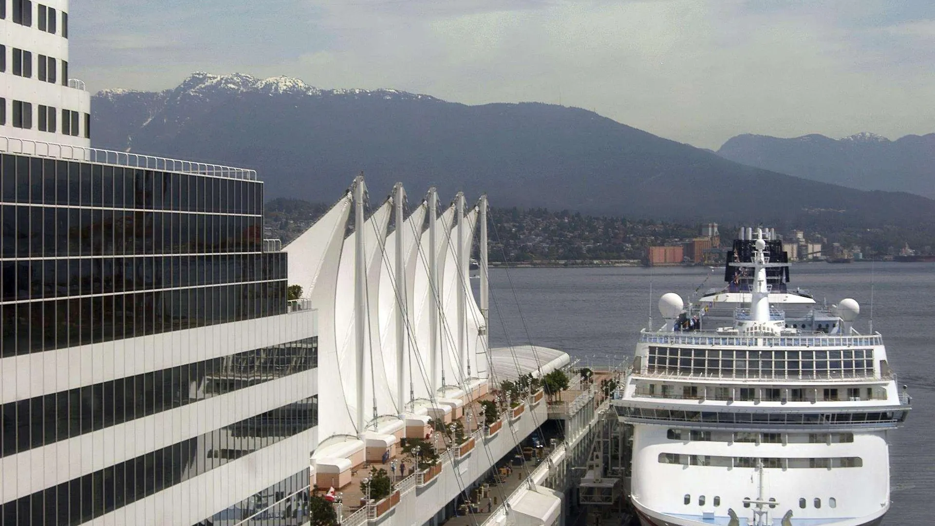 Fairmont Waterfront Hotel Vancouver