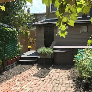  Appartement Love-nest With Private Hot Tub Canada