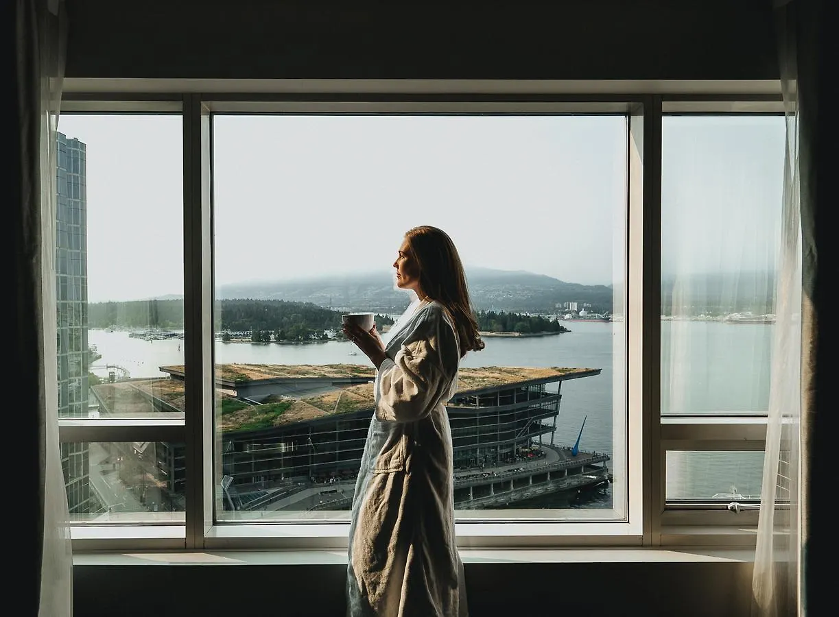 Отель Fairmont Waterfront Ванкувер