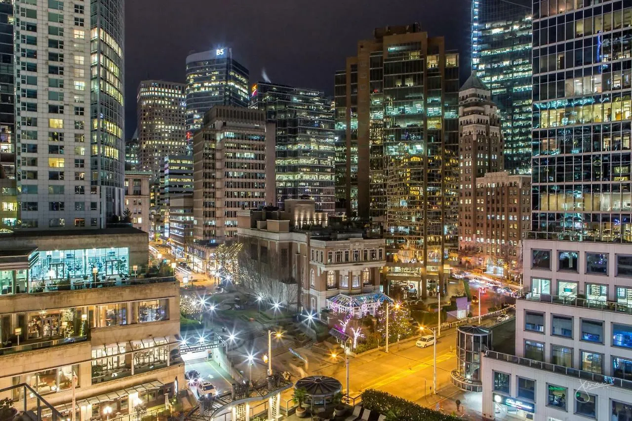 Отель Fairmont Waterfront Ванкувер